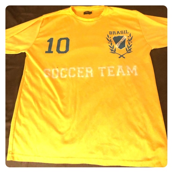 Brazil jersey shirt - Picture 1 of 4